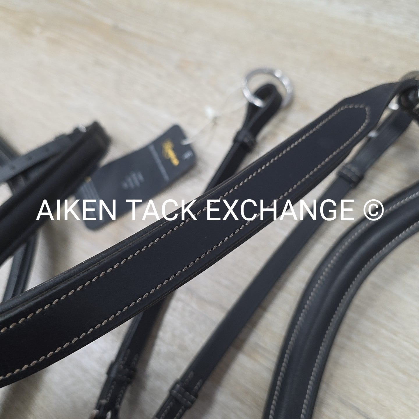 Lumiere "Anka" Breastplate with Running Martingale Attachment, Black, Size Full