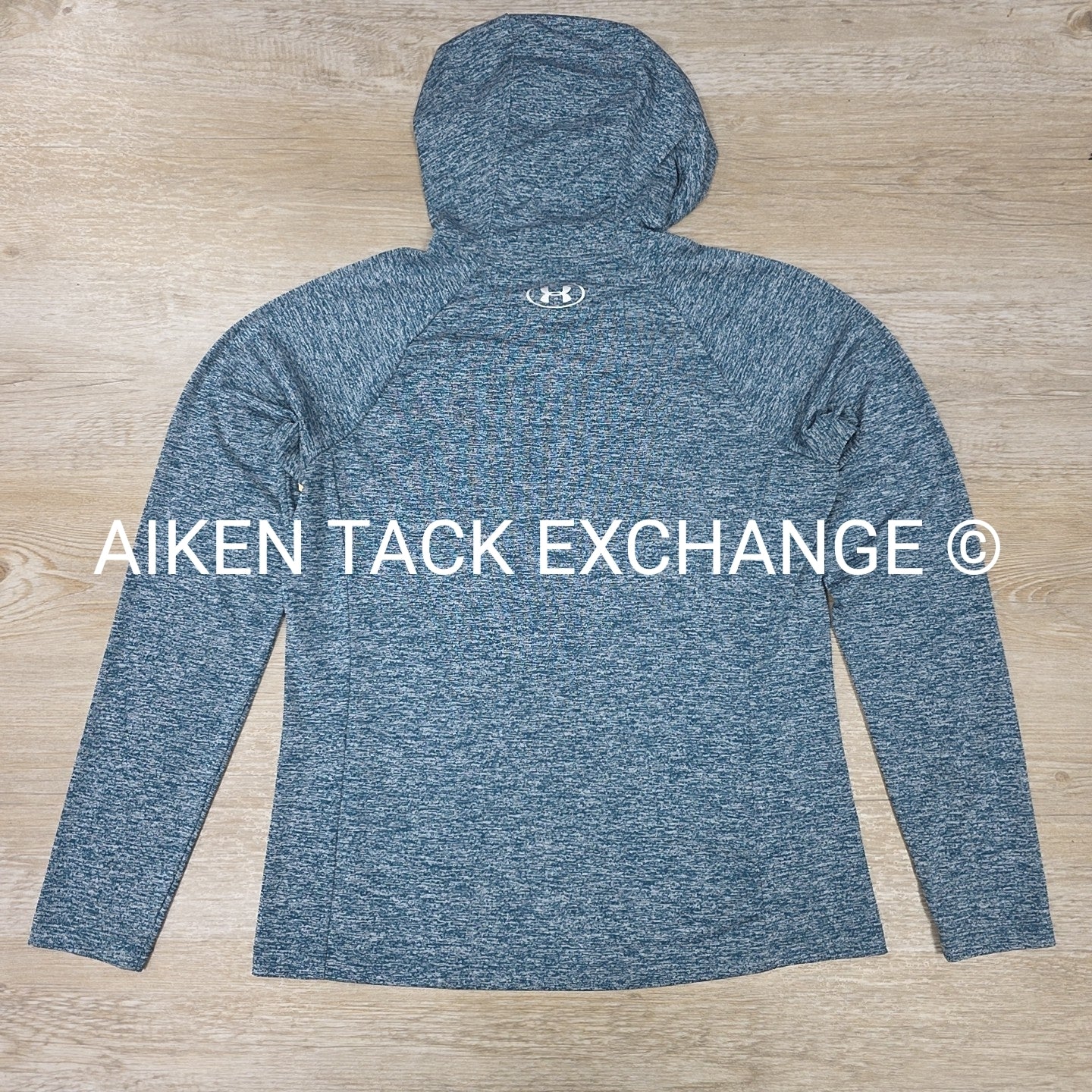 Under Armor Long Sleeve Hooded Top, Size Medium
