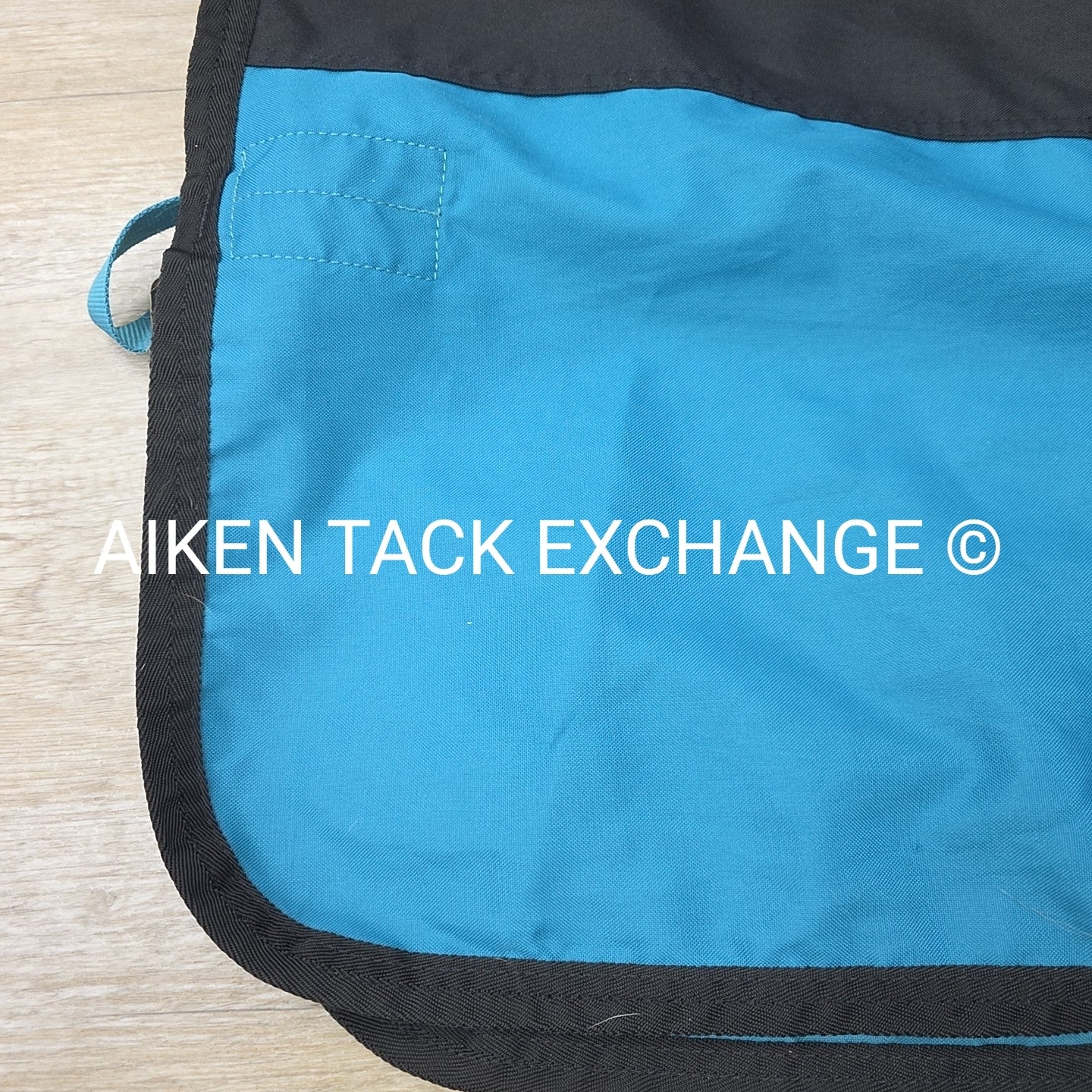 Horseware Mio 0g Turnout Sheet, 84" (lining has some rips/tears)