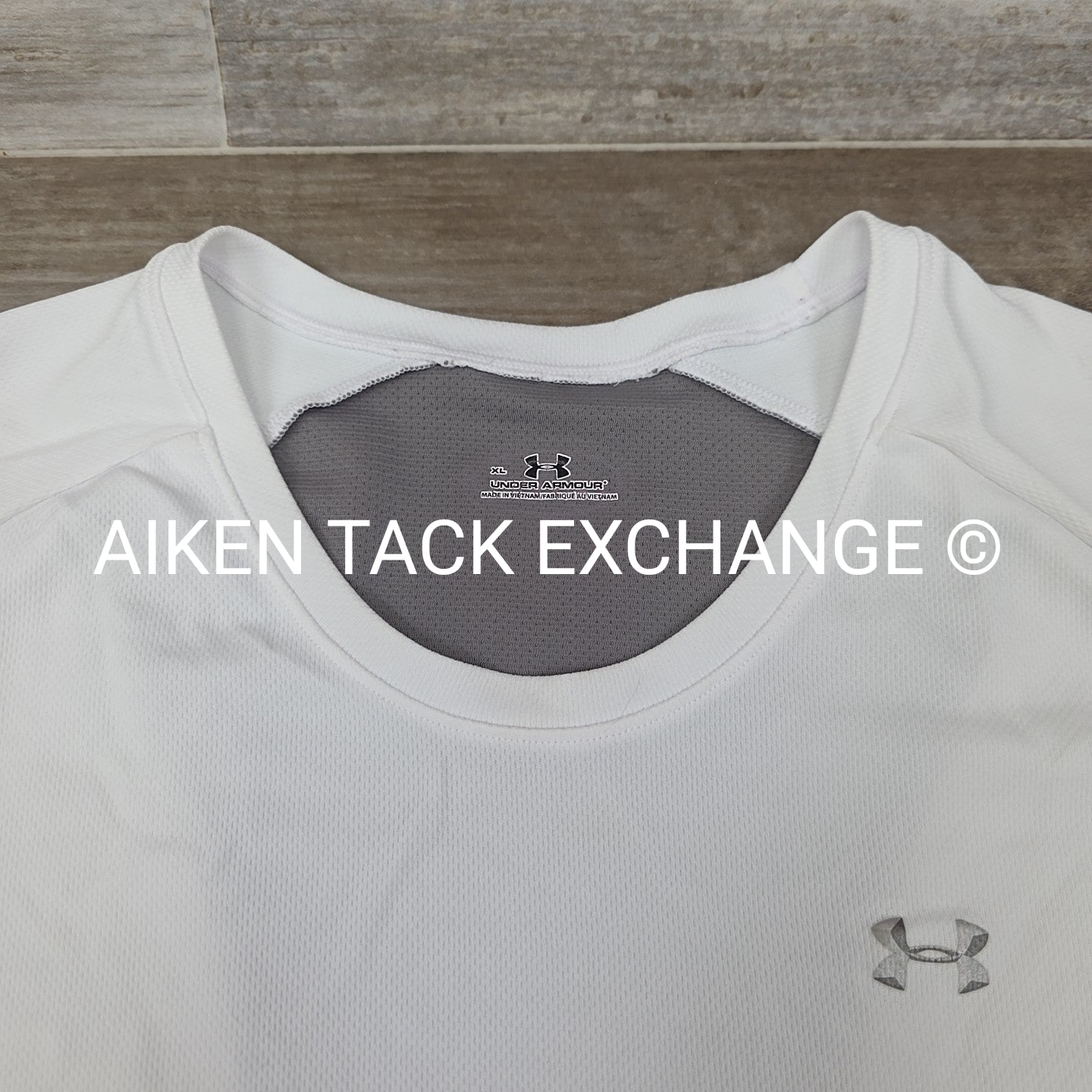 Under Armour Short Sleeve Athletic Top, Women's XLarge