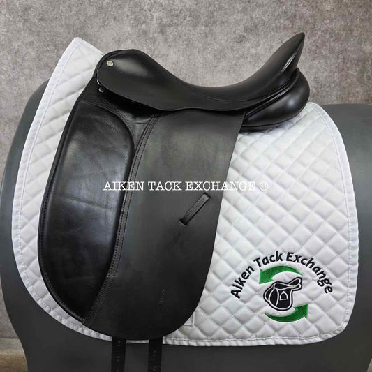 **SOLD** 1994 County Competitor Dressage Saddle, 17" Seat, MW/W Tree, Wool Flocked Panels