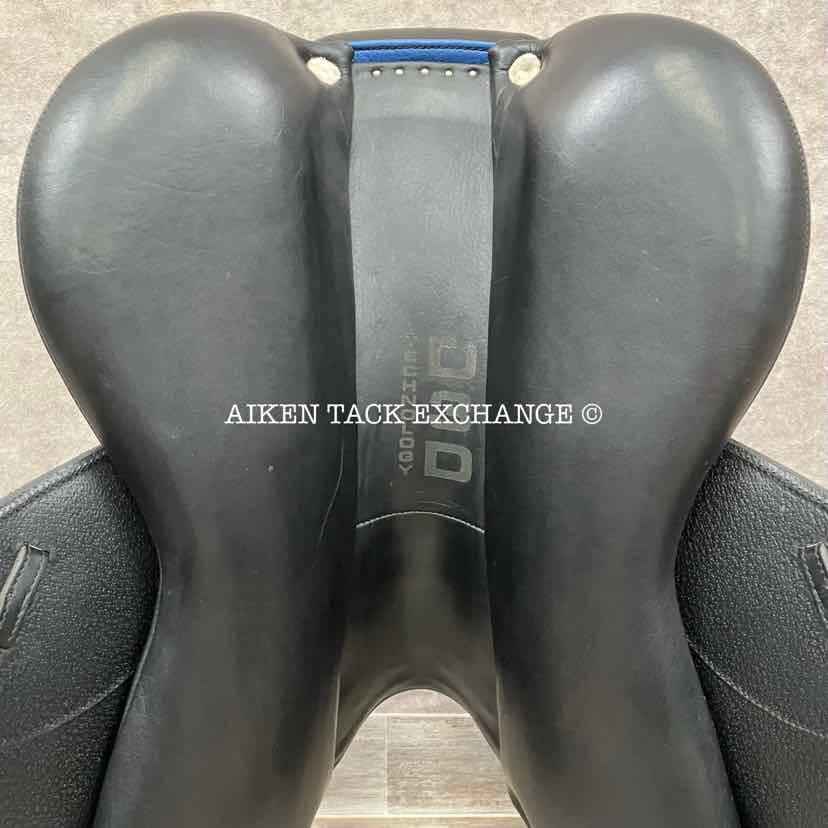 2017 Devoucoux Chiberta S Monoflap Jump Saddle, 16.5" Seat, 0A Flap, Medium Wide Tree, D3D Panels, Full Buffalo Leather