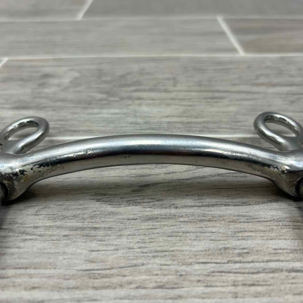 Mullen Mouth Pelham Bit 4.75' (No Hooks & Curb Chain)