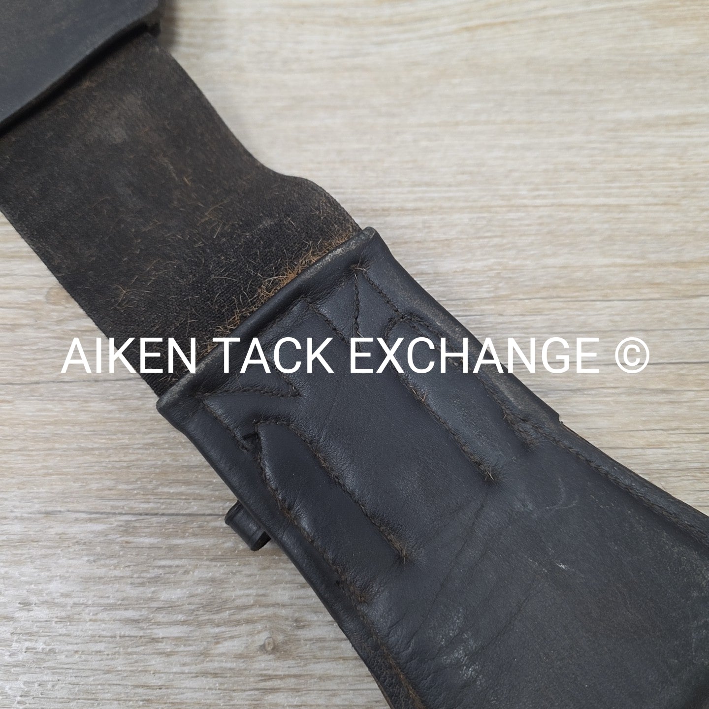 Tapestry Comfort Dressage / Monoflap Girth, Black, 24"