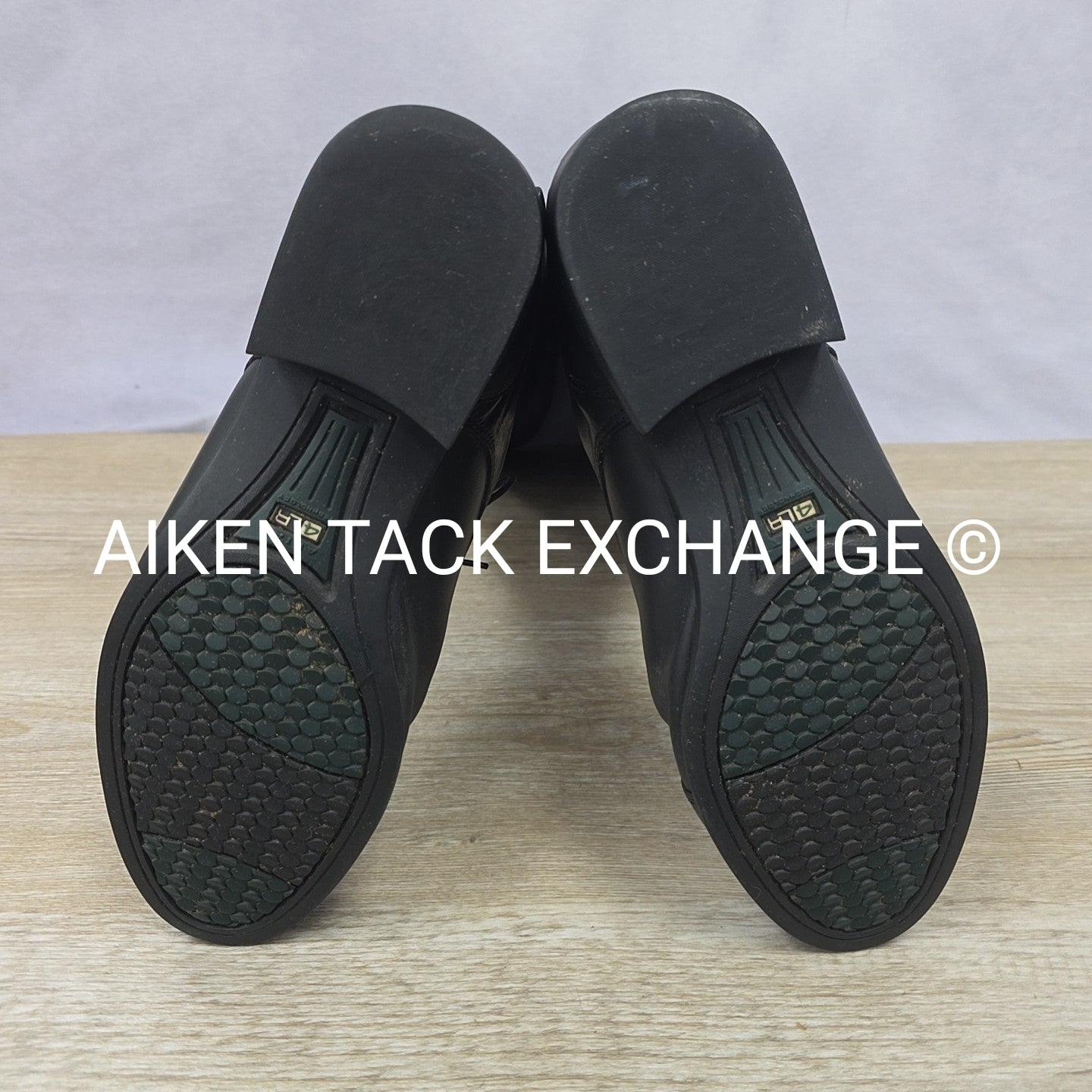 Ariat Field Boot, No Elastic, Size 9.5 Med Full