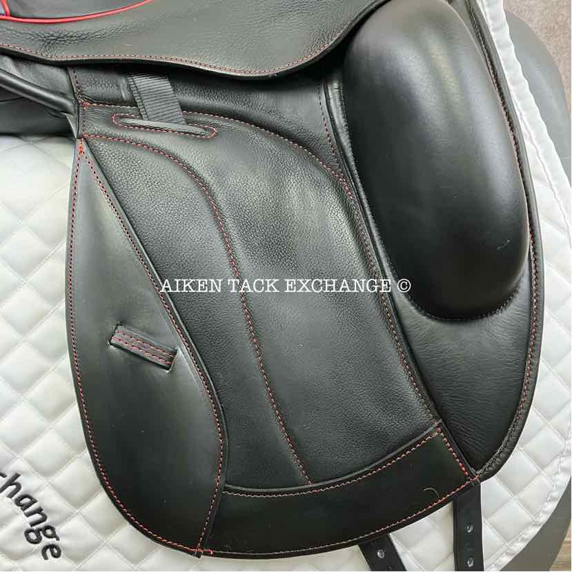 2021 Custom Saddlery Icon Flight Monoflap Dressage Saddle, 17.5" Seat, Short Flap, Adjustable Tree, Wool Flocked Panels