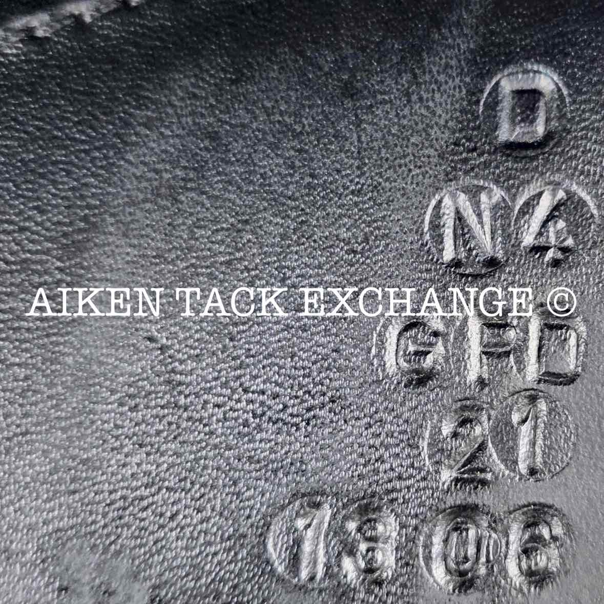 **SOLD** Balance Equinox GPD Saddle, 18" Seat, XX-Wide Hoop Tree, Wool Flocked Panels