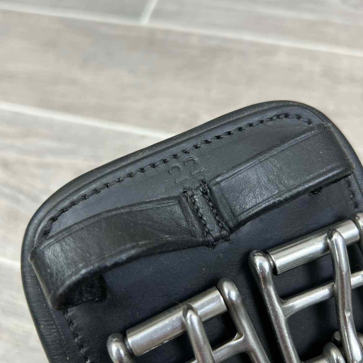 Total Saddle Fit Shoulder Relief Girth, Black, 22"