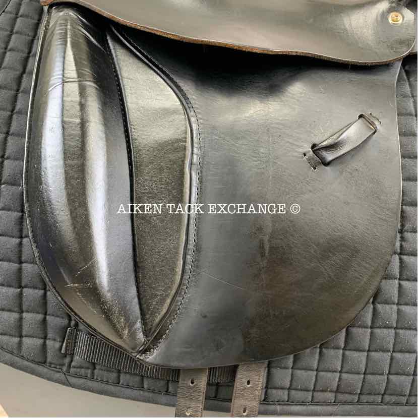 **SOLD** Unknown Brand Endurance Saddle, 18" Seat, Wide Tree