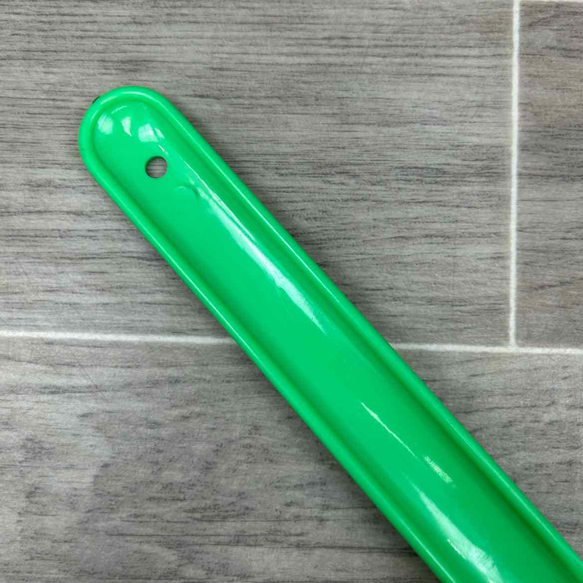 Nutrena Plastic Sweat Scraper