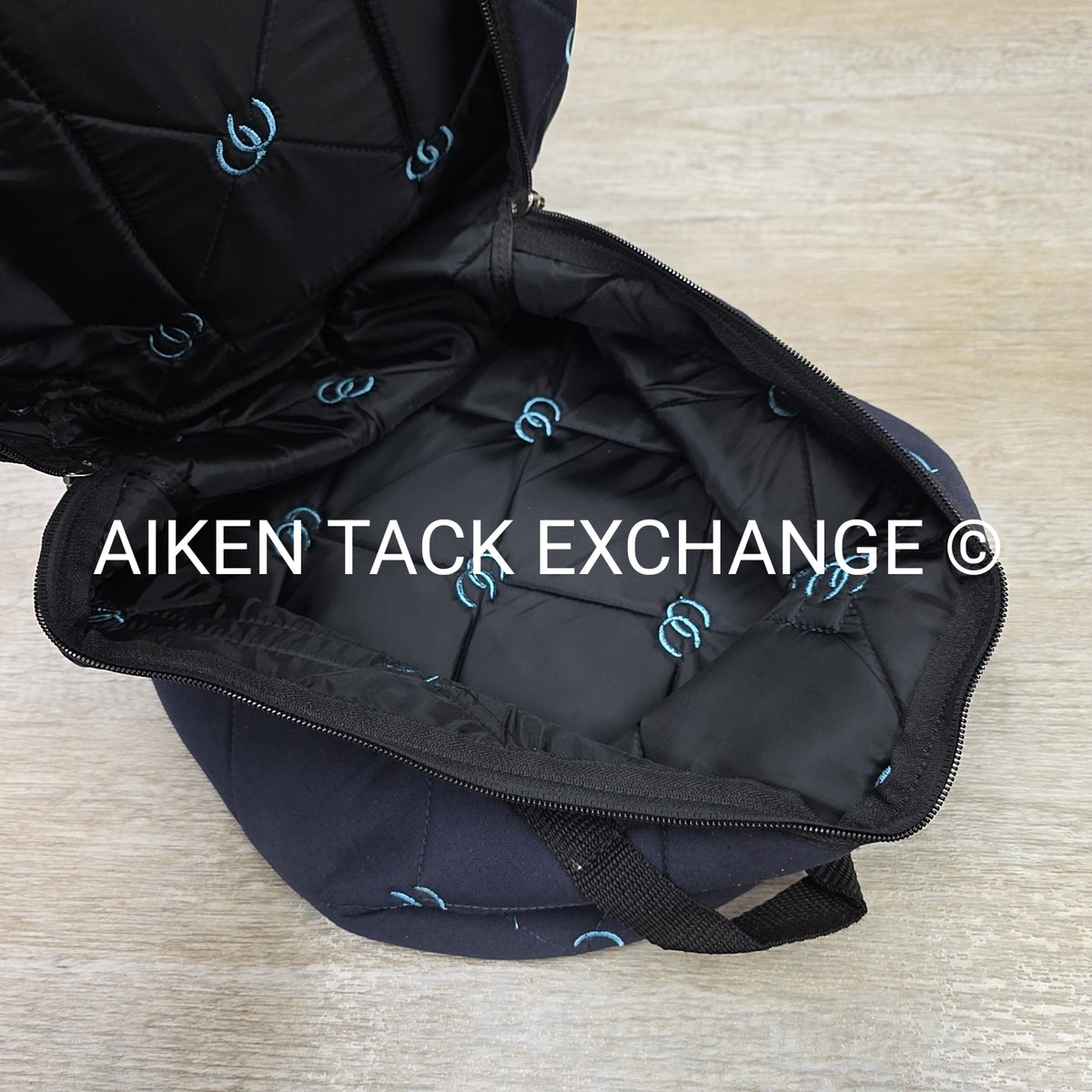 Centaur Quilted Helmet Bag