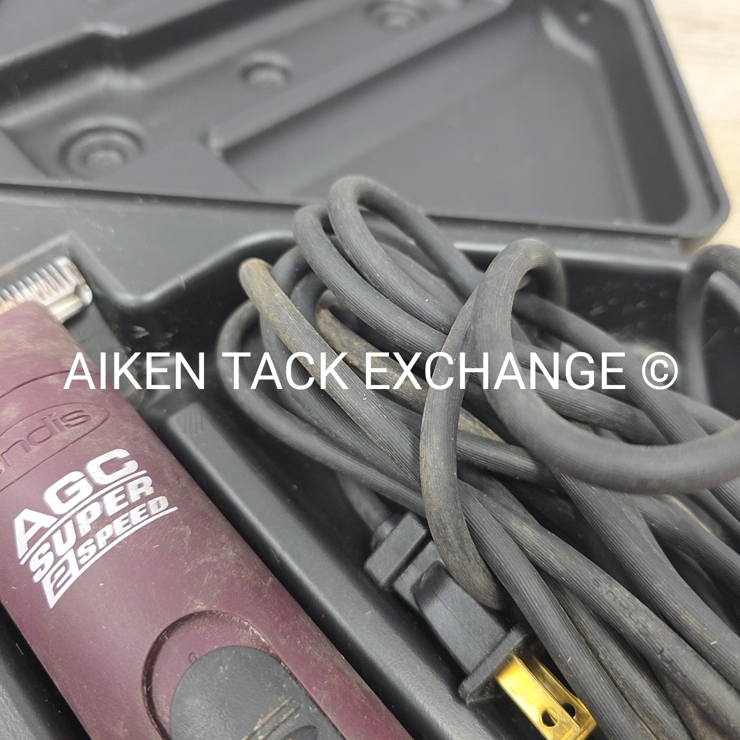 Andis AGC Super 2 Speed Clippers with T-84 Blade & Storage Case