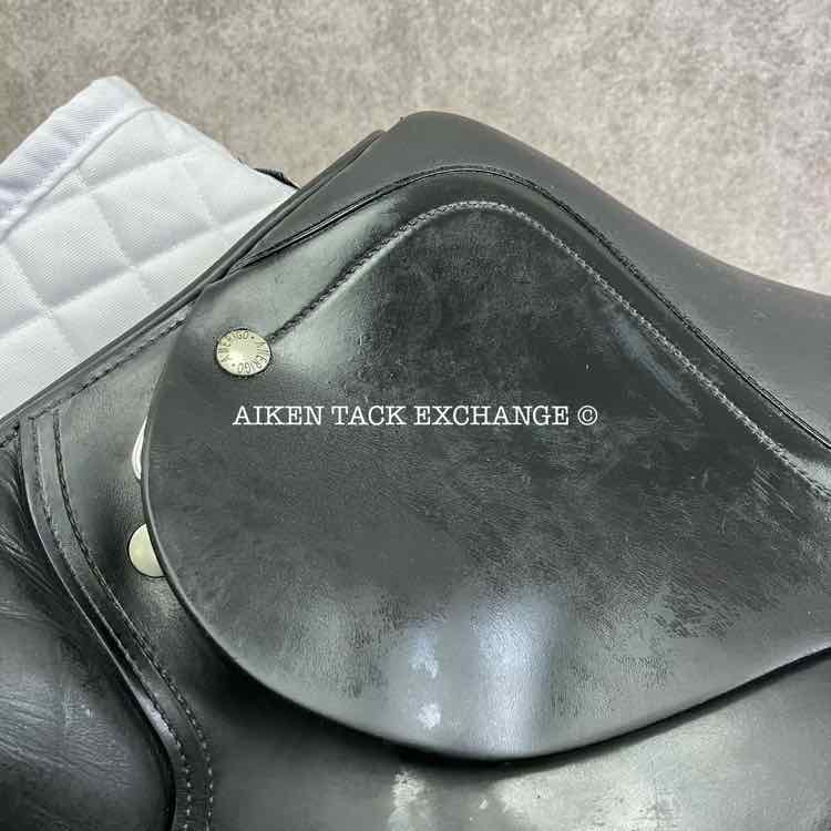 **SOLD** 2002 Amerigo DJ Close Contact Jump Saddle, 16.5" Seat, Medium Tree, Wool Flocked Panels