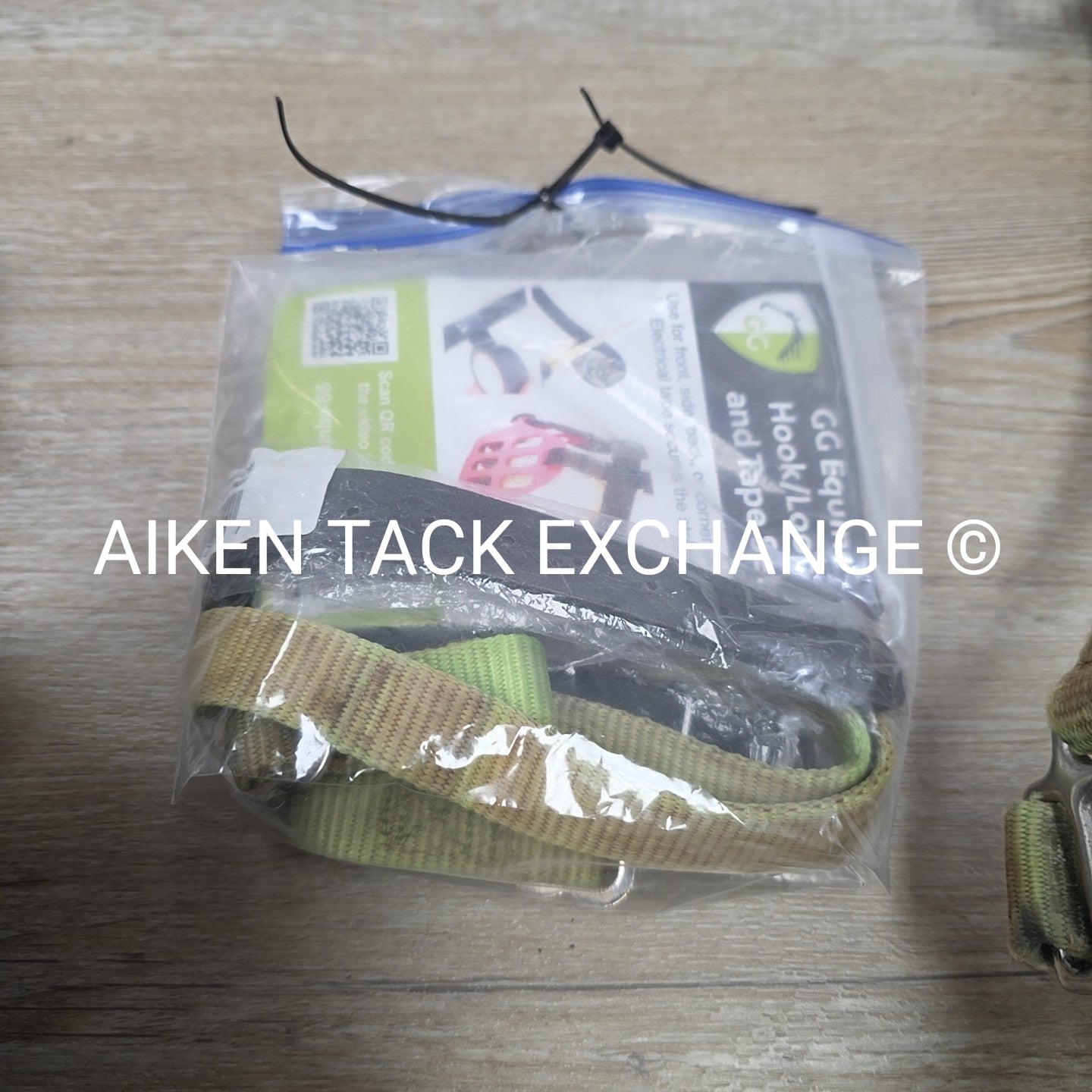 BARGAIN BUNDLE: Shires FreeGraze Deluxe Comfort Grazing Muzzle & GreenGuard Graz