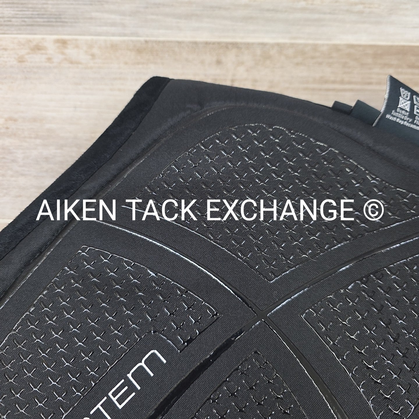LeMieux X-Grip Silicone Eurojump Square Saddle Pad, Large