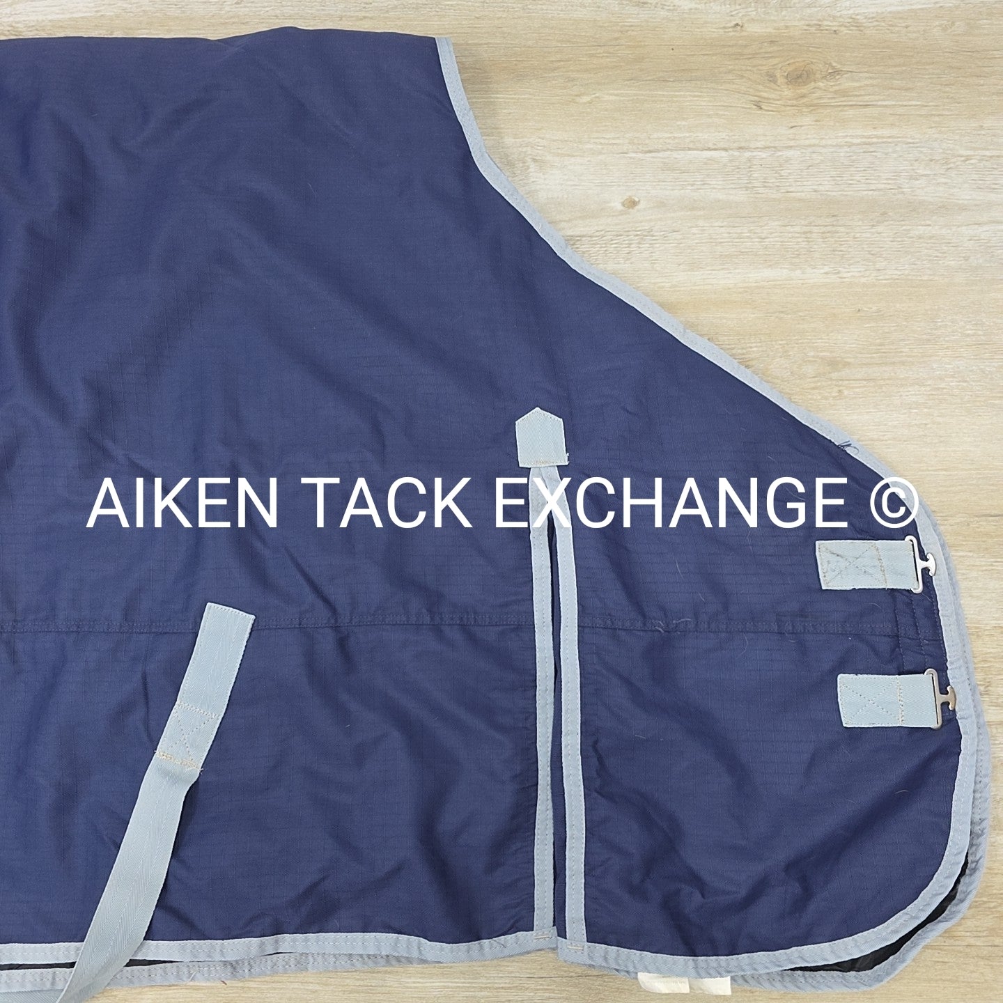 Masta Medium Weight Turnout Blanket, 84"