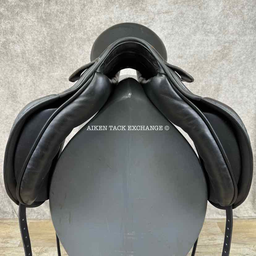 2009 Prestige Grand Dressage Saddle, 17" Seat, 33 Tree - Medium, Wool Flocked Panels