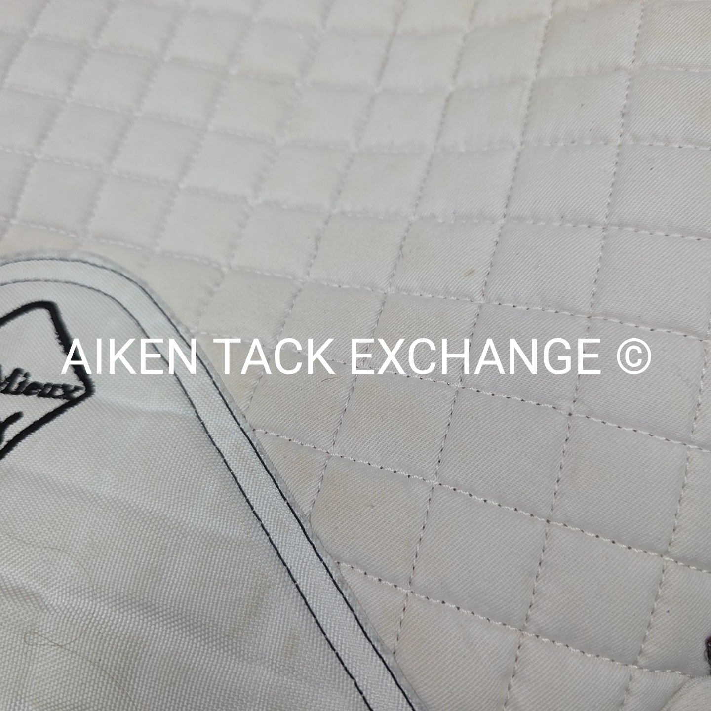 LeMieux Close Contact All Purpose Saddle Pad, Size Large