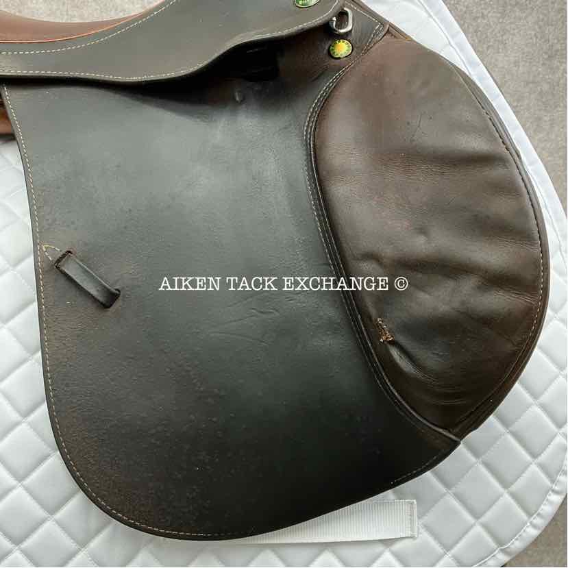 **SOLD** 2003 Prestige Hunter Classic Close Contact Jump Saddle, 17" Seat, 33 Tree - Medium (Adjustable), Foam Panels