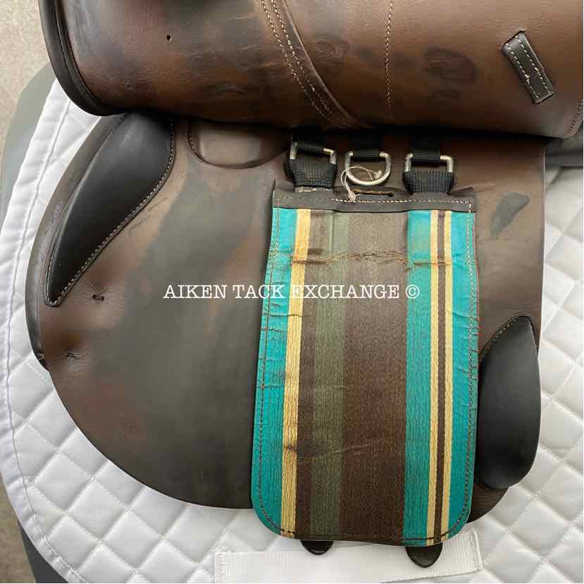**SOLD** 2011 Voltaire Palm Beach Close Contact Jump Saddle, 17" Seat, 1 Flap, Medium Wide Tree, FIN Panels, Full Buffalo Leather