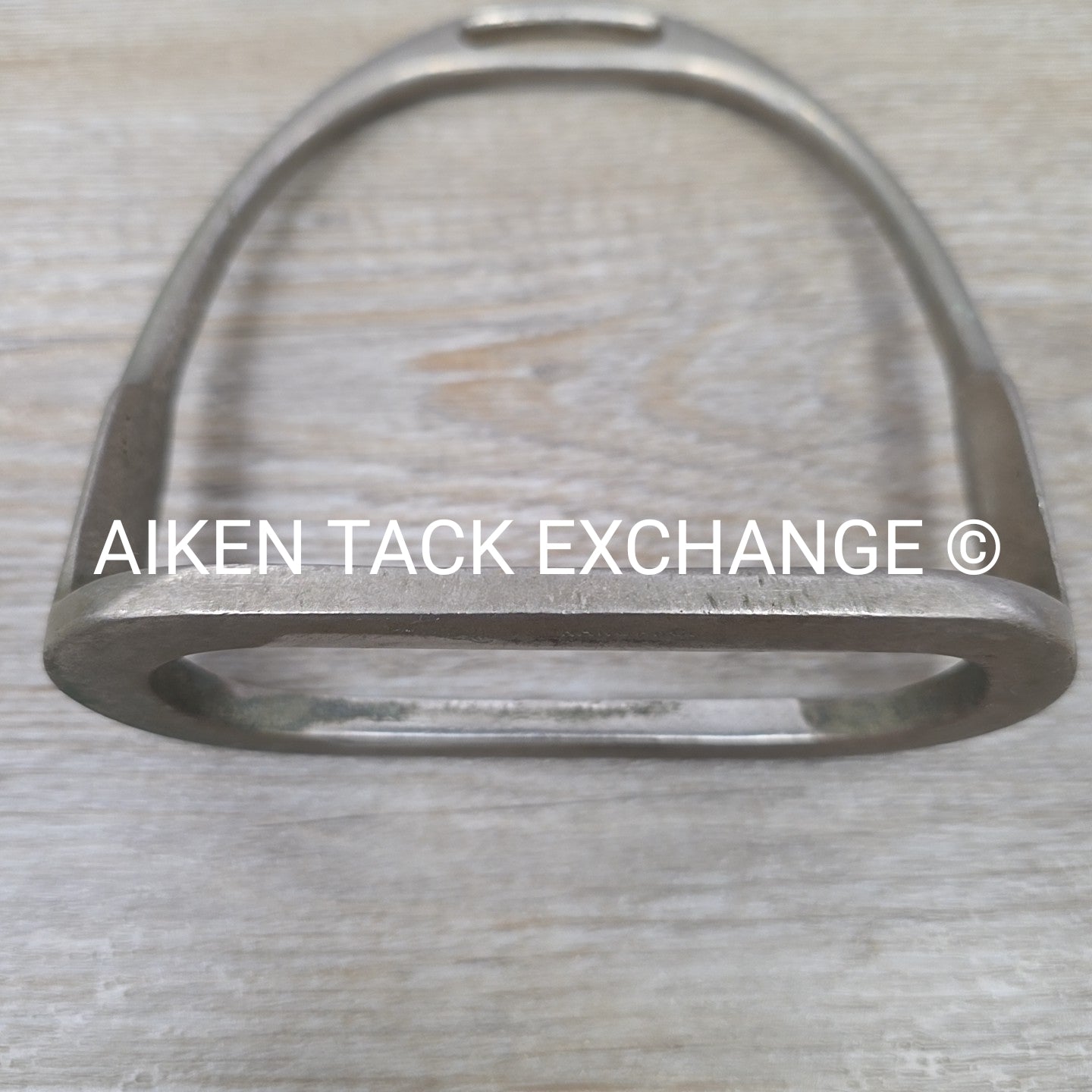Kangaroo Prussian Style Stirrup Irons, 4.75"