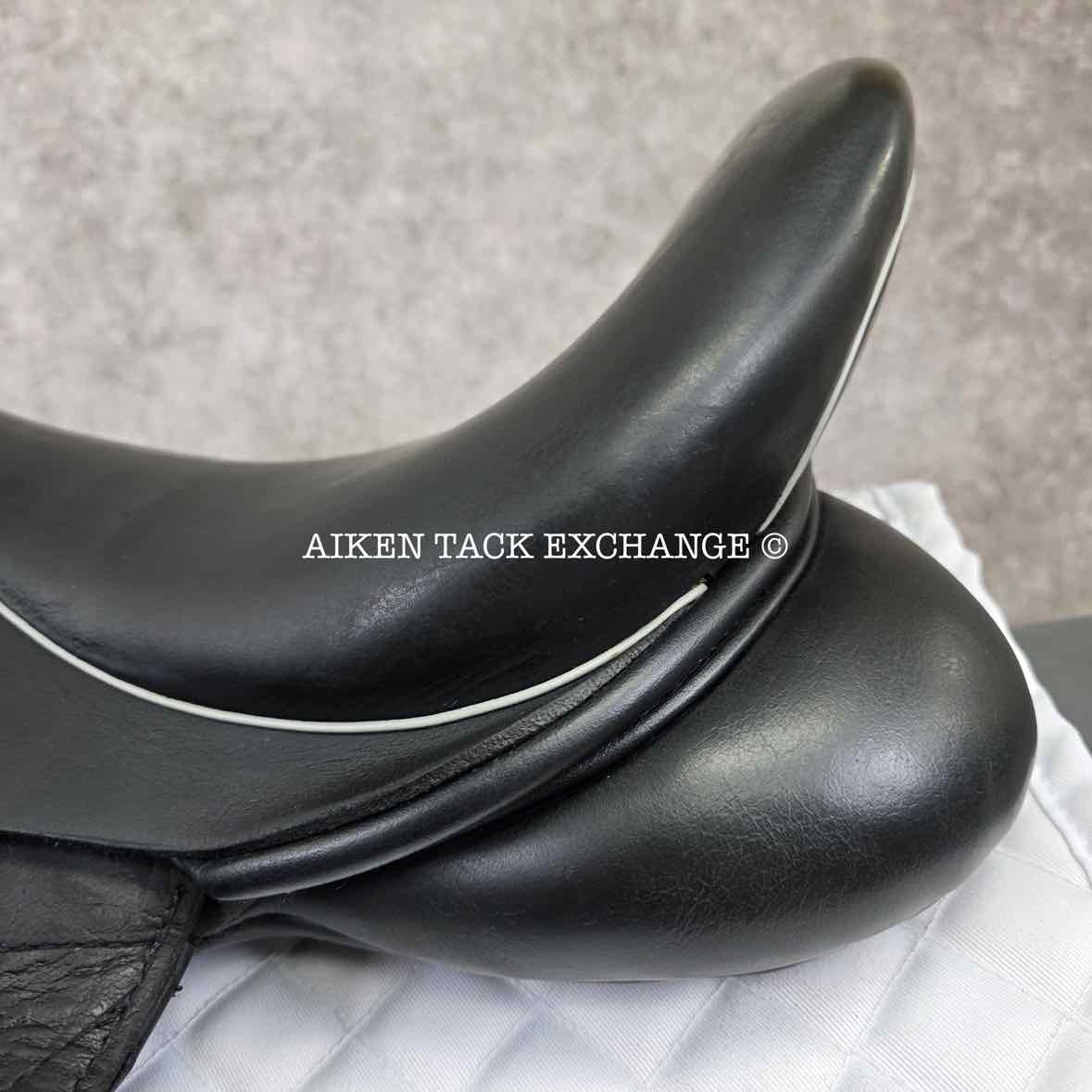 2015 Custom Saddlery Wolfgang Solo Monoflap Dressage Saddle, 17" Seat, Short Flap, Adjustable Tree, Wool Flocked Panels