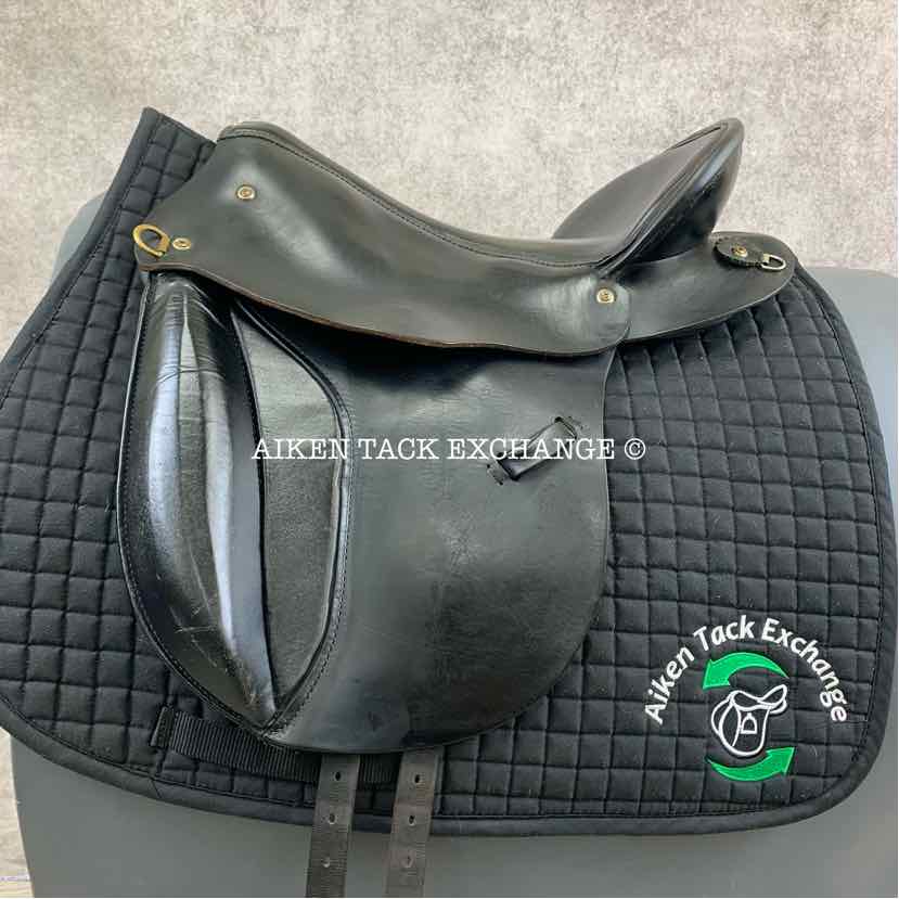 **SOLD** Unknown Brand Endurance Saddle, 18" Seat, Wide Tree