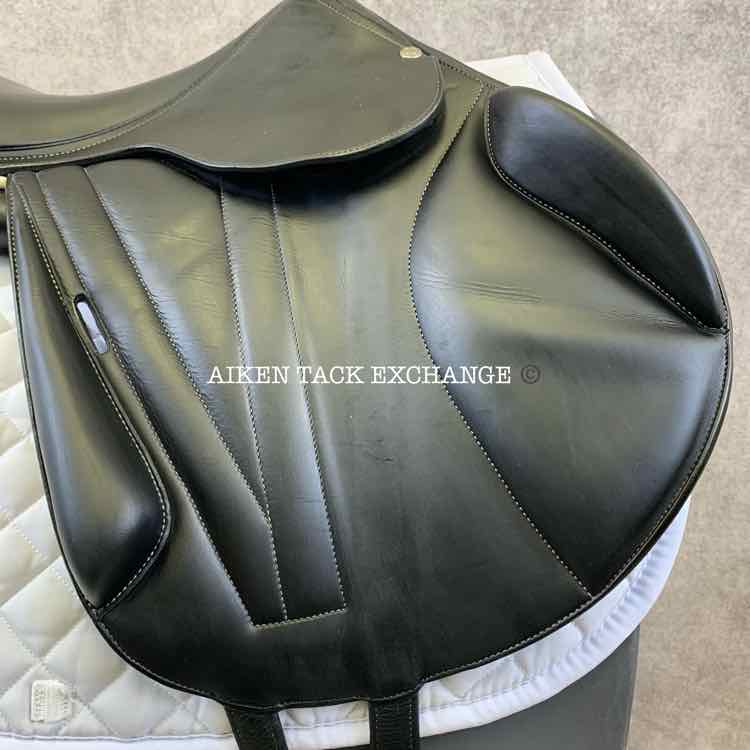 2015 Butet C-Seat (Deep) Monoflap Jump Saddle, 18.5" Seat, 3 Flap, M/MW Tree, Foam Panels, Full Calfskin Leather
