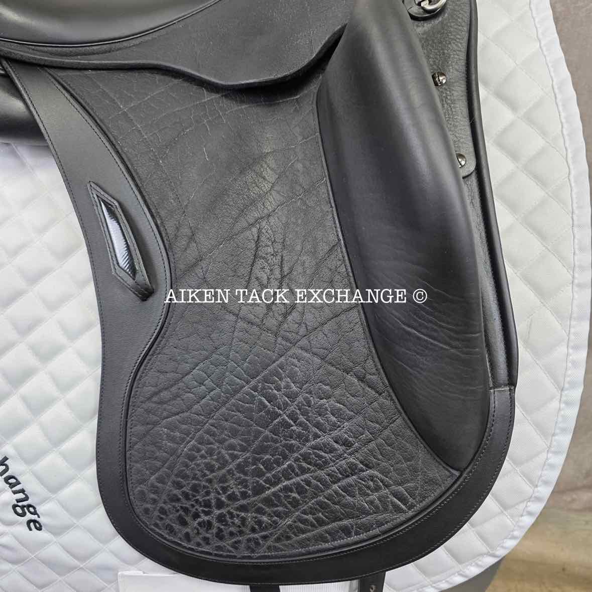 2023 Aviar Rook 2.0 Monoflap Dressage Saddle, 17.5" Seat, Adjustable Tree, Foam Panels