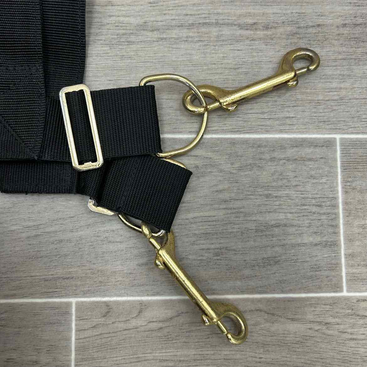 Brookside Equine Gear Aisle Guard with Snaps