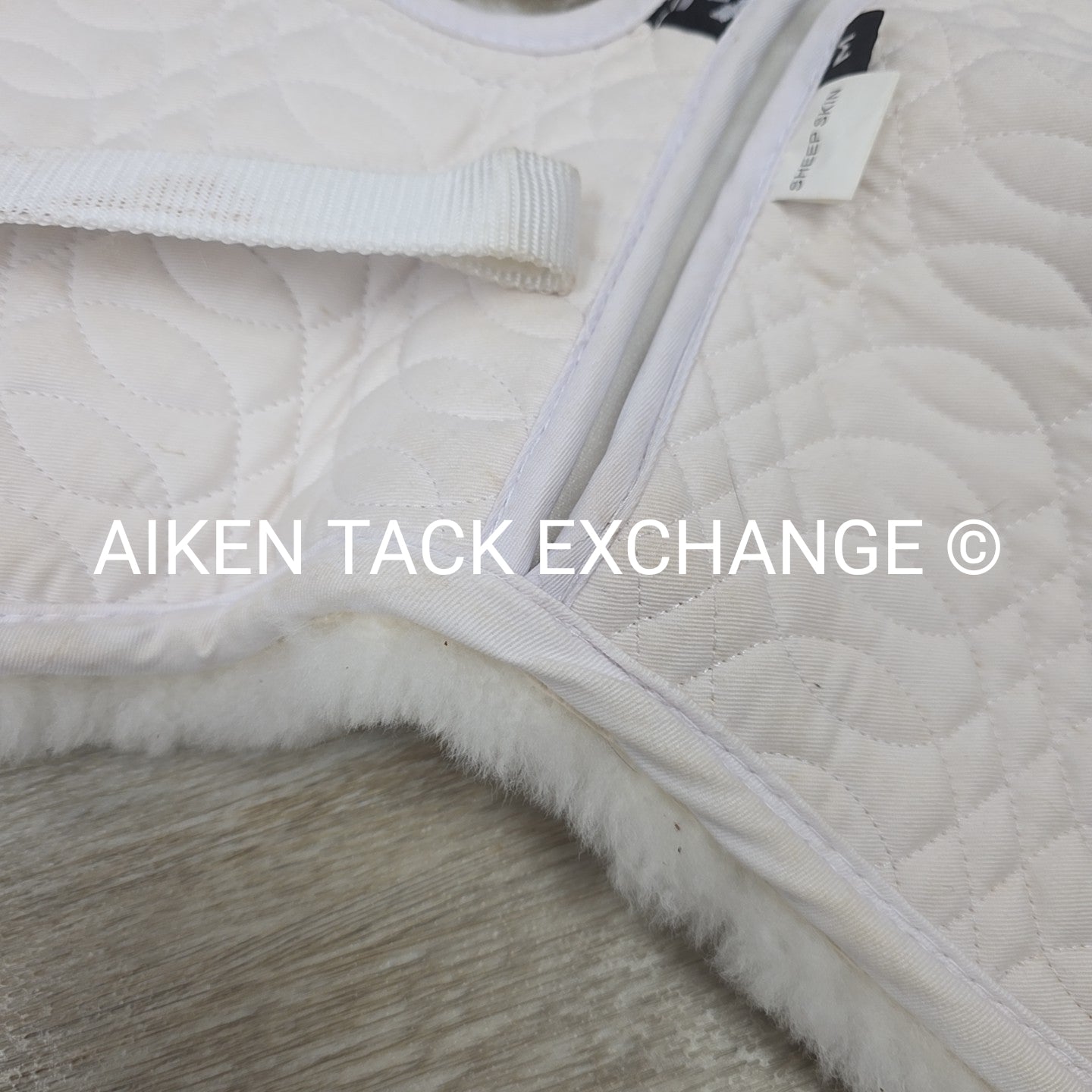 Ovation Europa Sheepskin Whither Relief Lift Back Half Pad, Size Medium (Does No