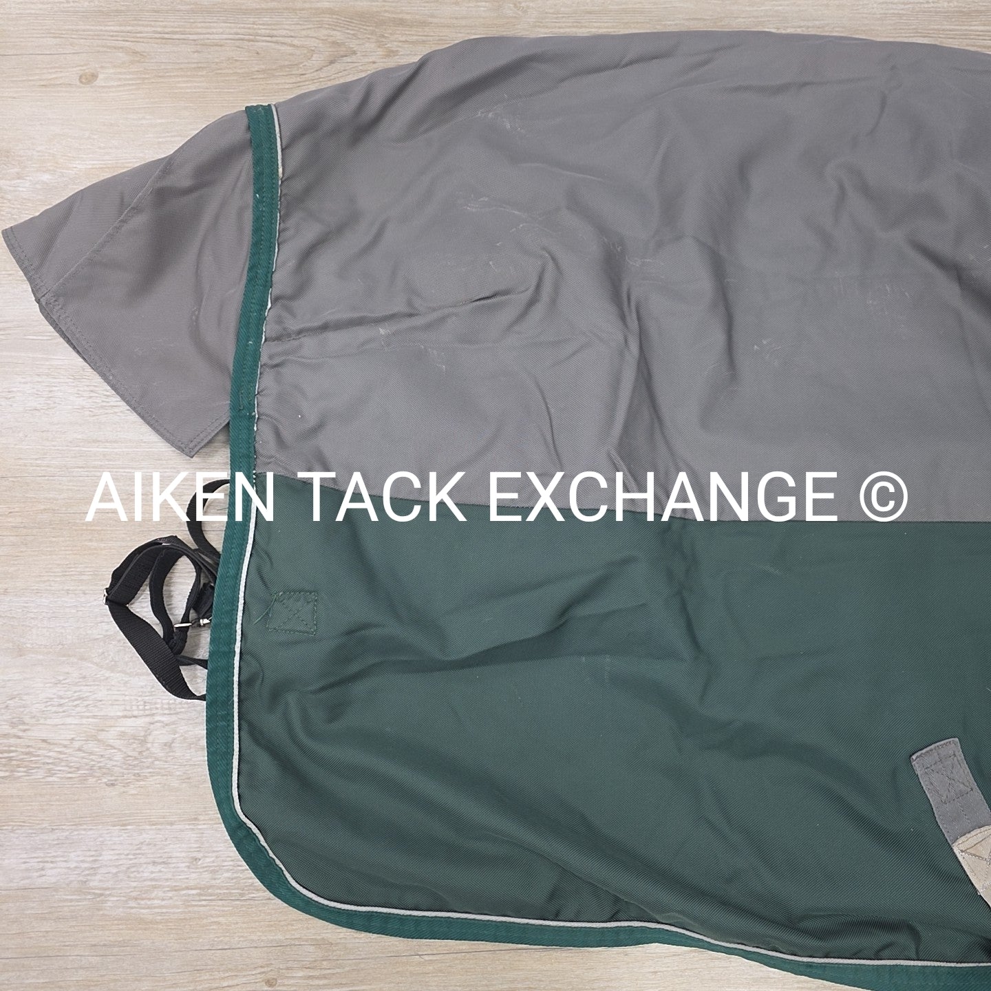 Dover Saddlery Riders International Medium Weight Turnout Blanket with Neck, 78"