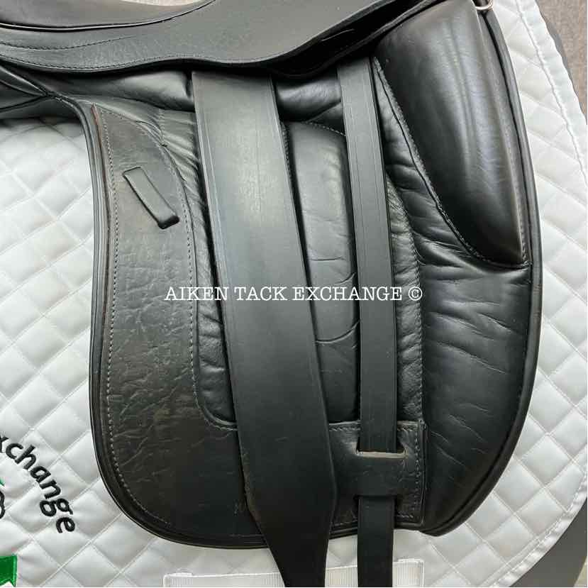 2021 Black Country Vinici Monoflap Dressage Saddle, 17" Seat, Wide Tree, Wool Flocked Panels