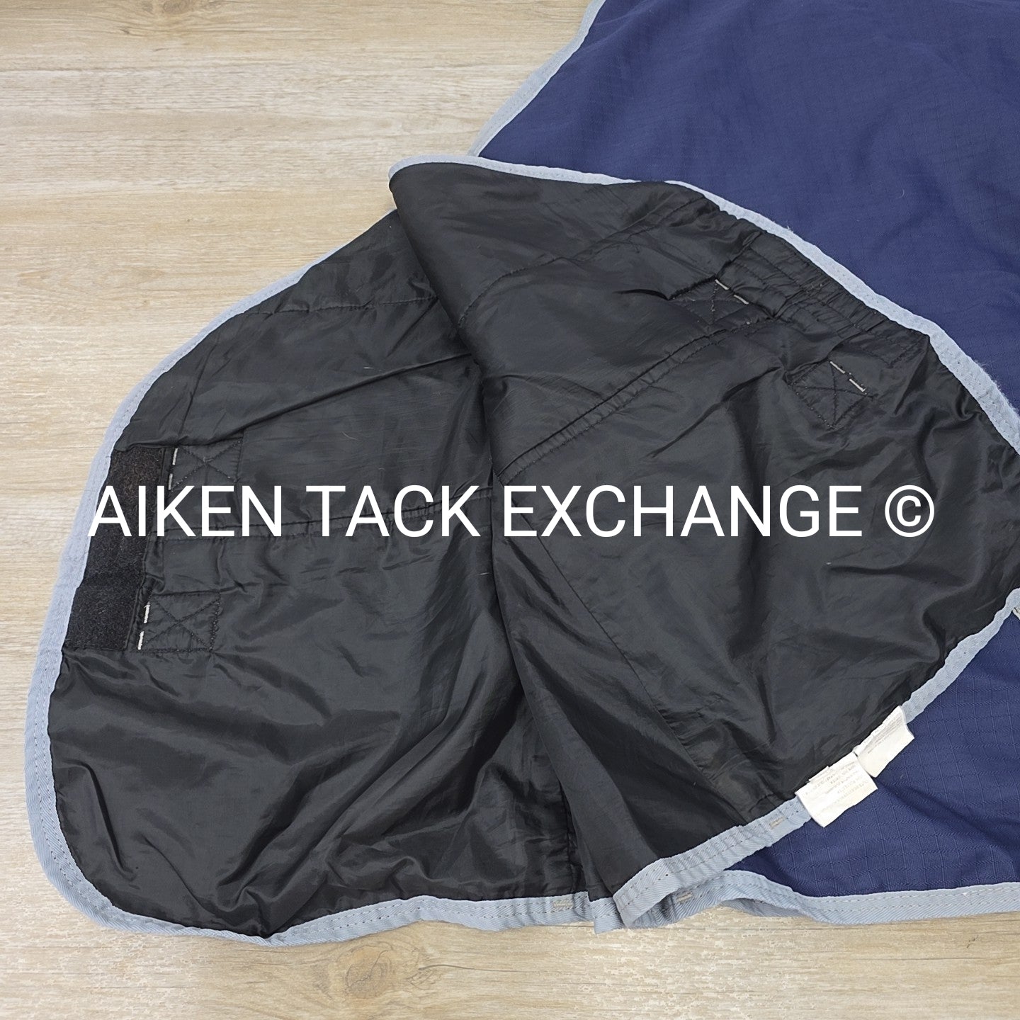 Masta Medium Weight Turnout Blanket, 84"