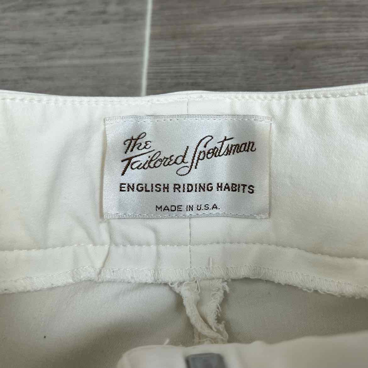 Tailored Sportsman Trophy Hunter Knee Patch Breeches, Size 24