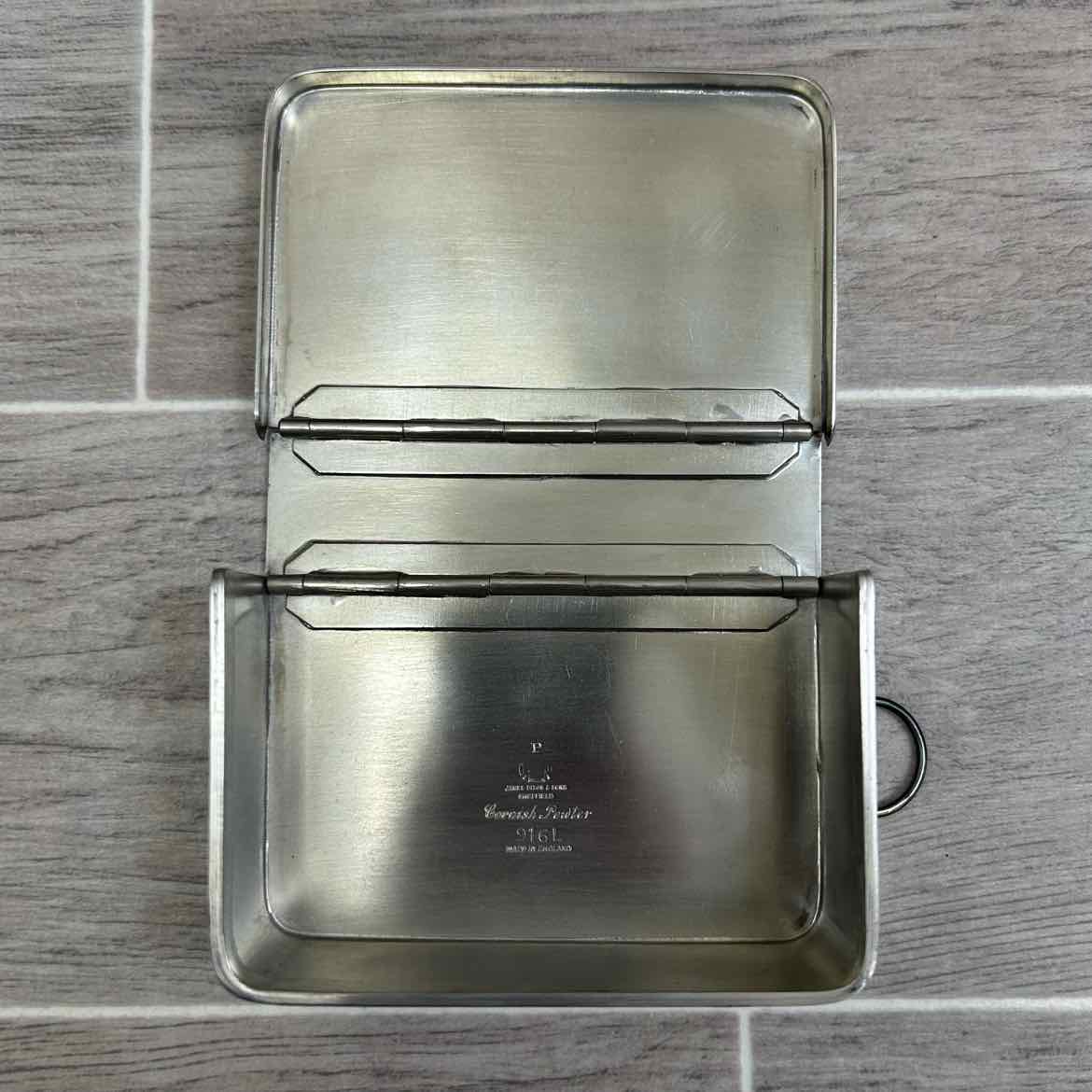 Tim Hardy Ladies Sandwich Case with James Dixon & Sons Sandwich Tin & Flask