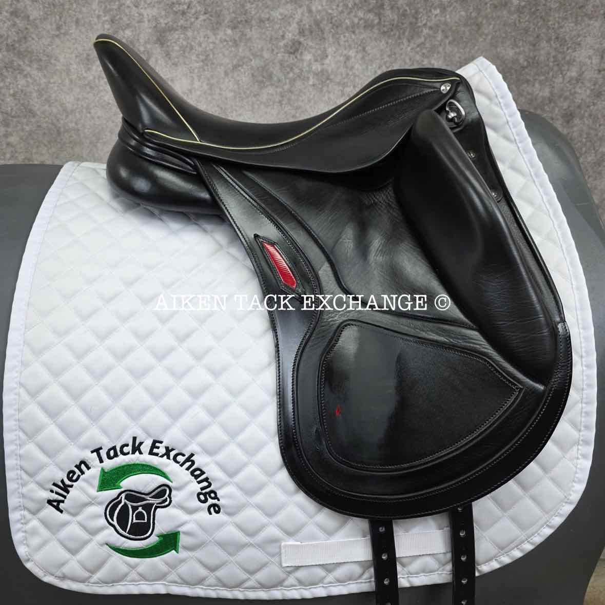 2021 Aviar Rook 1.0 Monoflap Dressage Saddle, 17.5" Seat, Adjustable Flex Tree, Foam Panels