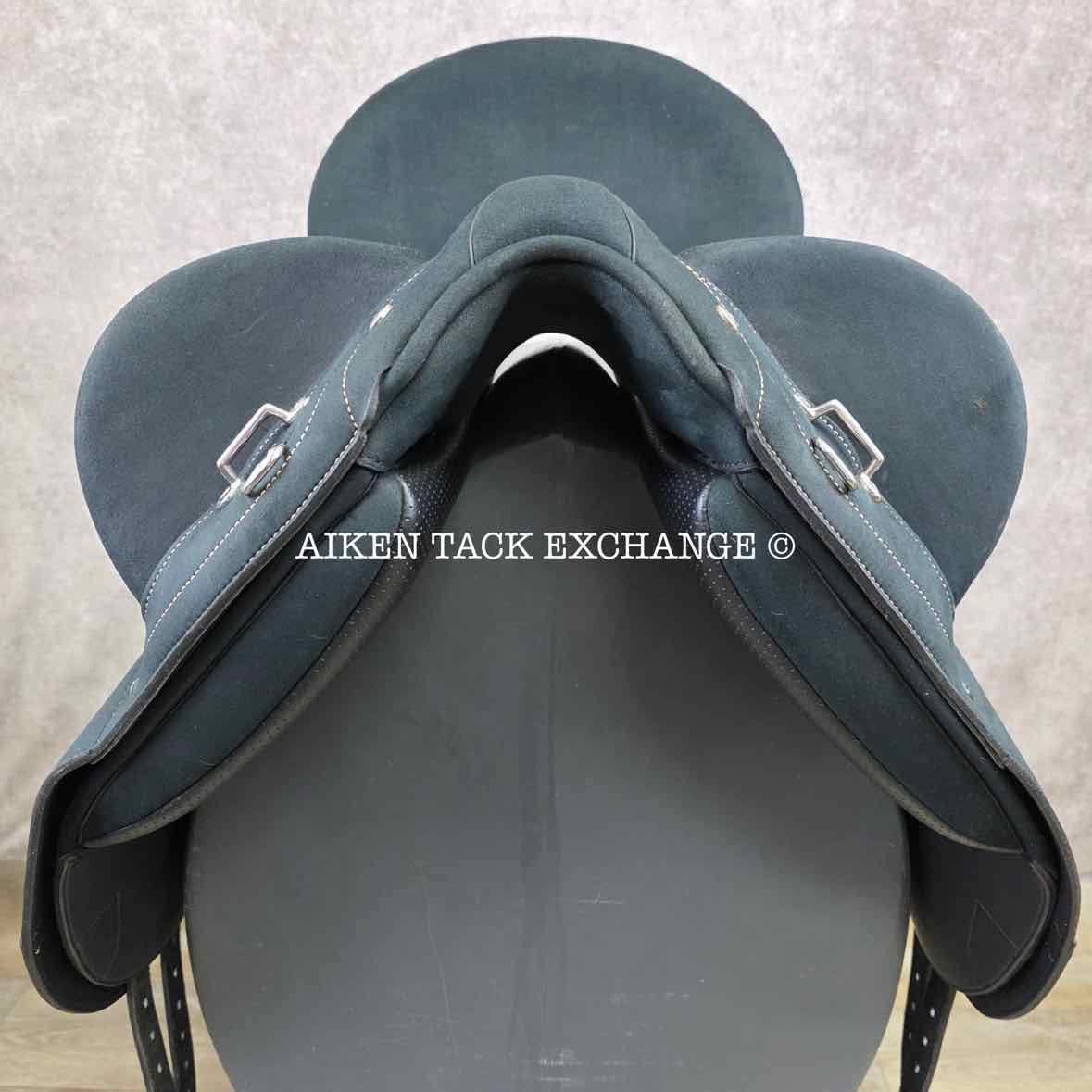 2021 Wintec Pro Stock Australian Saddle with HART, 16.5" / 17" Seat - Medium, Adjustable Tree - Changeable Gullet, CAIR Panels