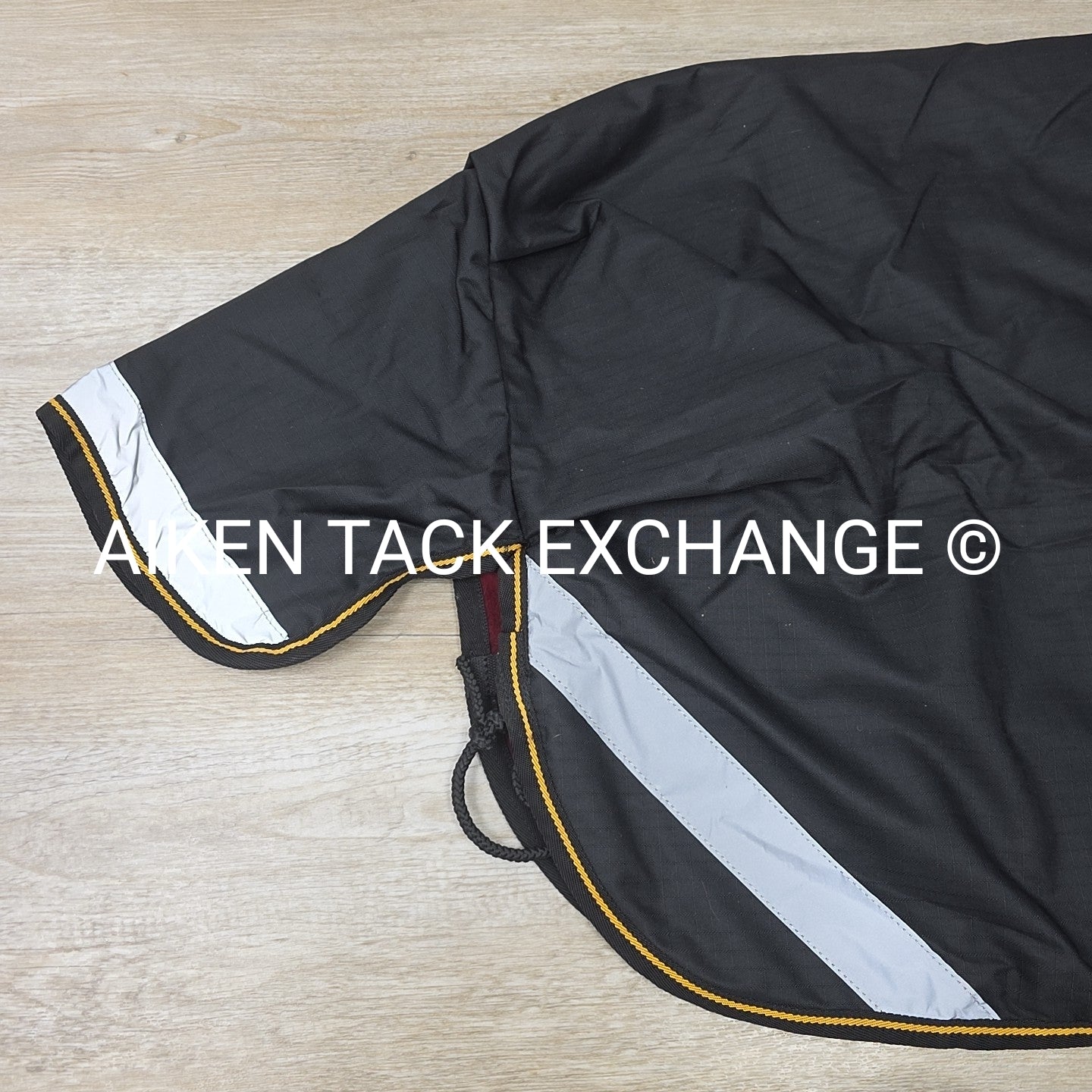 Bucas Quarter Sheet, Size Medium