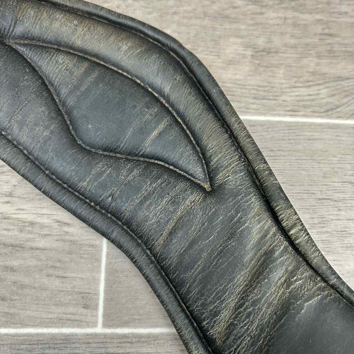 Total Saddle Fit Shoulder Relief Girth, Black, 20"