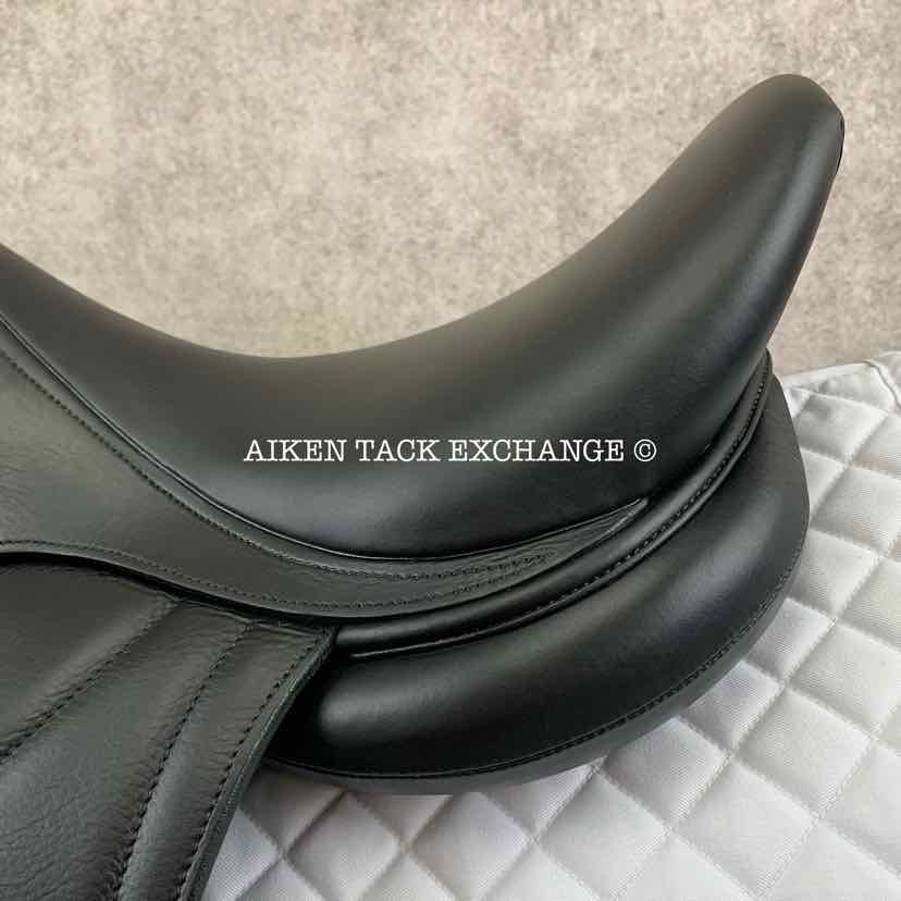 **SOLD** 2014 Antares Cadence Monoflap Dressage Saddle, 17.5" Seat, 1N Flap - Short, Medium Wide Tree, Foam Panels, Buffalo Leather
