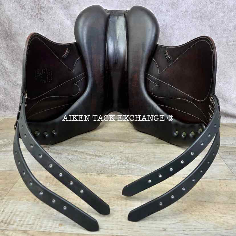 2005 Devoucoux Makila Monoflap Dressage Saddle, 17.5" Seat, 2A Flap, Medium Wide Tree, Foam Panels, Full Buffalo Leather