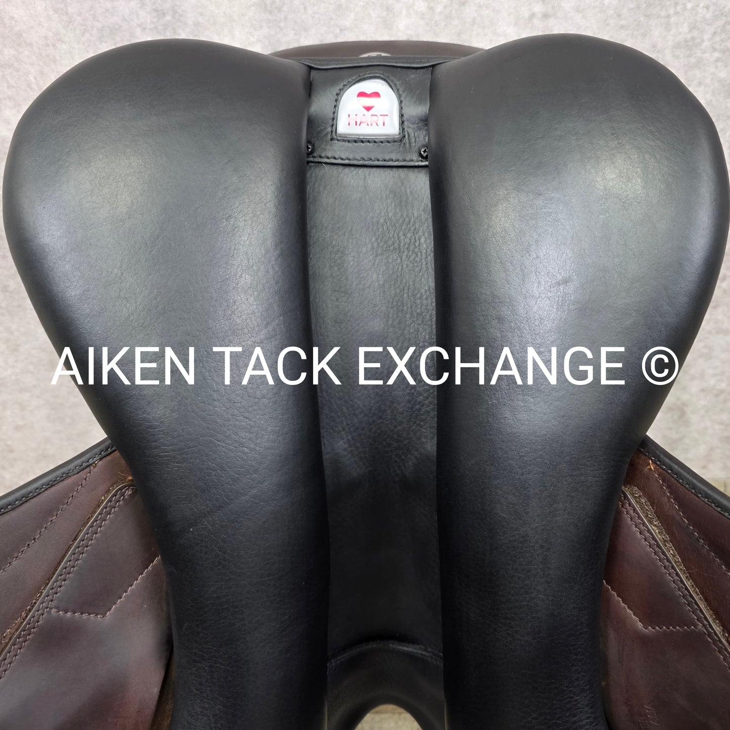 2021 Bates Advanta Monoflap Eventing Jump Saddle, 17" Seat, Adjustable Tree - Changeable Gullet, CAIR Panels