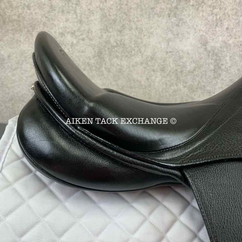**SOLD** 2012 Stubben Genesis CL Deluxe Dressage Saddle, 17.5" Seat with Biomex, 30 cm Tree - MW , Wool Flocked Panels