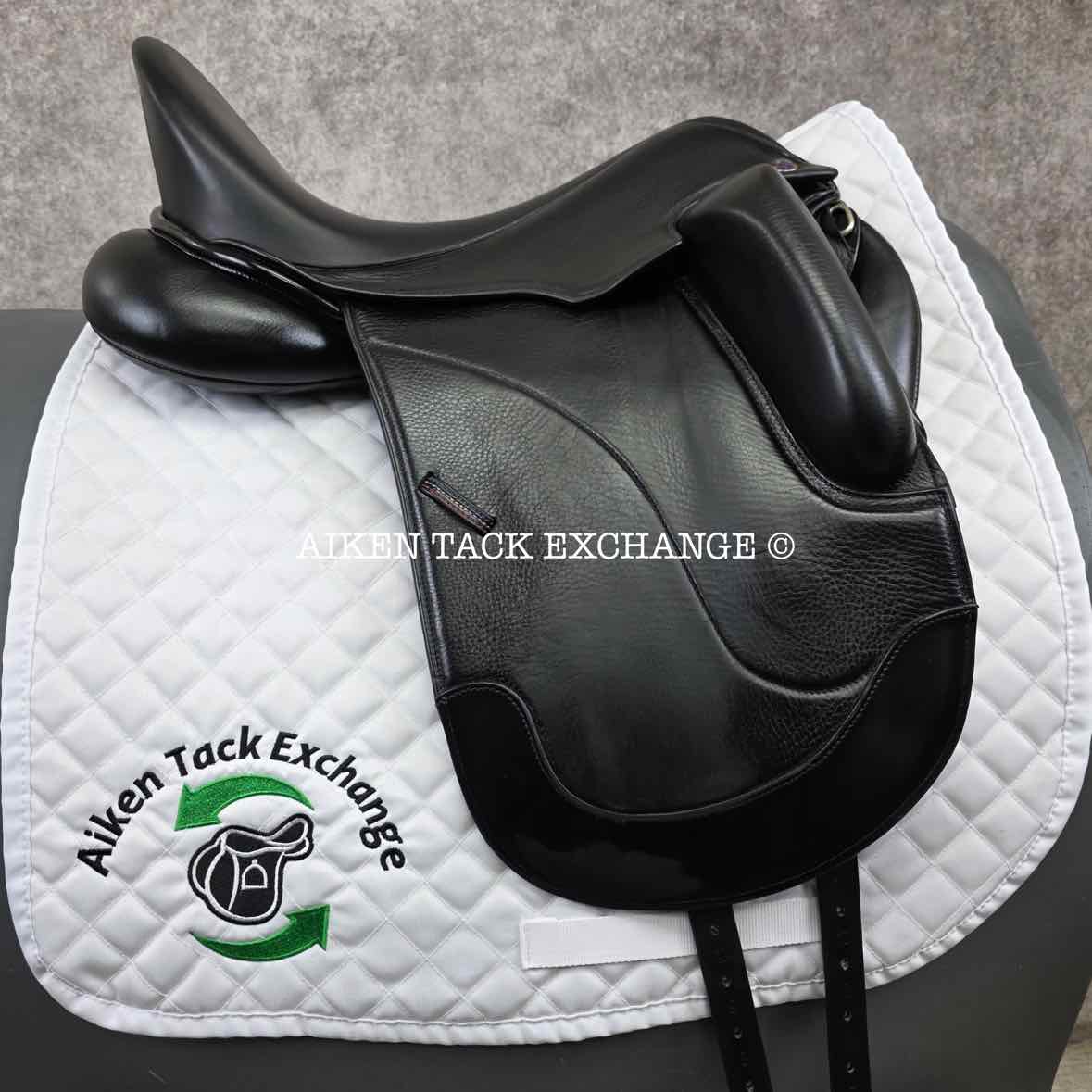 2022 Tota Freedom PRO 2 Monoflap Dressage Saddle, 18.5" Seat, Adjustable Tree, Wool Flocked Panels