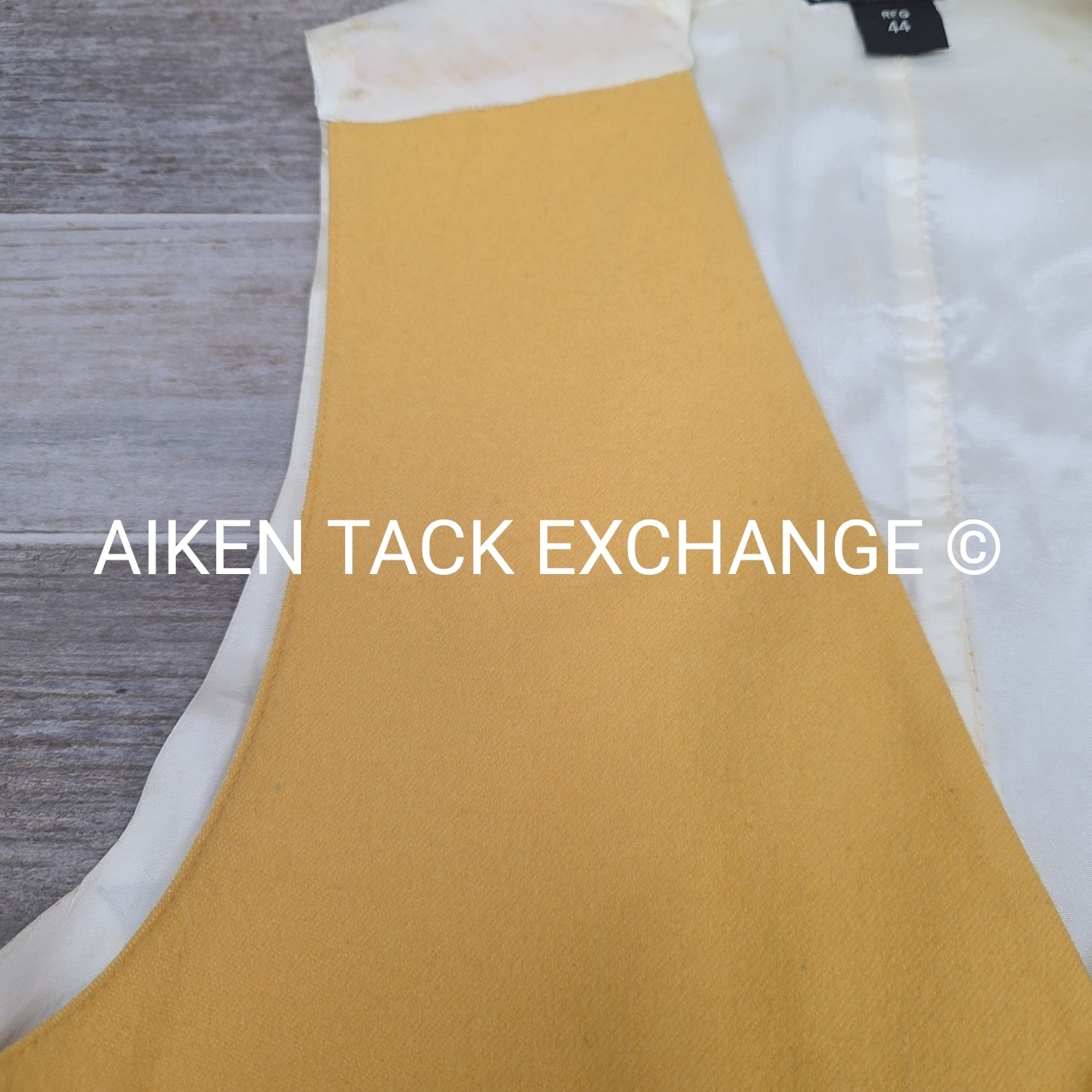 Classic Canary Vest for Fox Hunting, Size 44