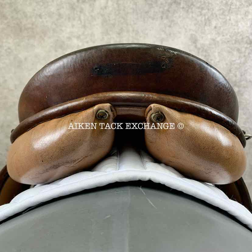 **SOLD** Courbette Husar All Purpose Saddle, 17" Seat, Medium Narrow Tree, Foam Panels
