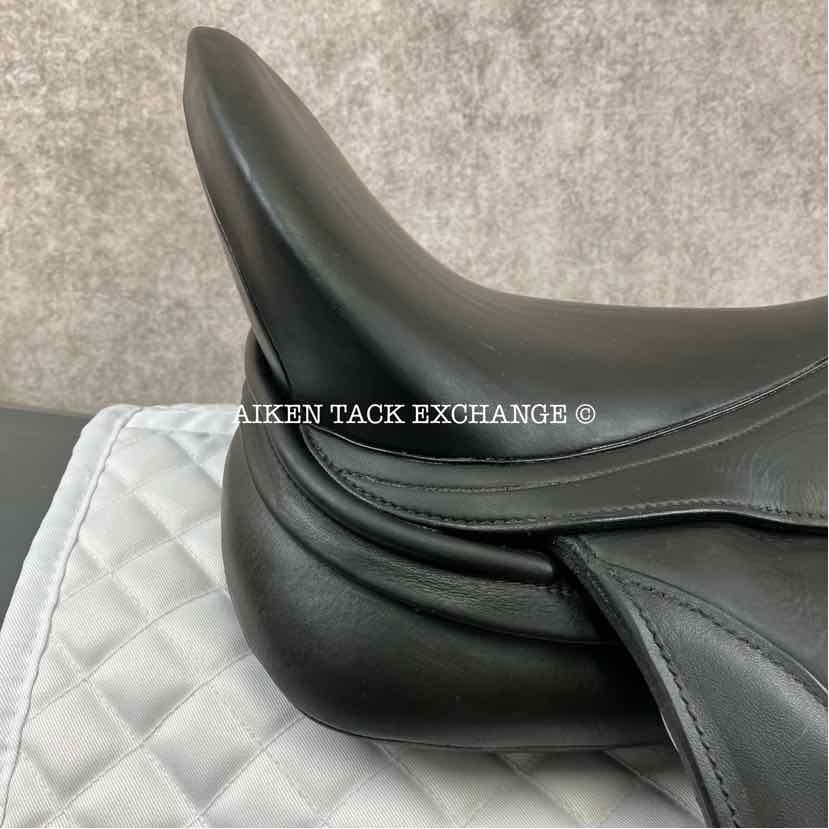2017 Schleese Obrigado Monoflap Dressage Saddle, 17.5" Seat, Adjustable Tree, Wool Flocked Panels