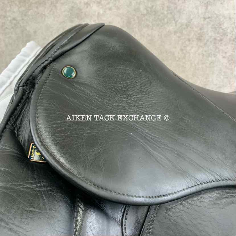 2006 Stubben Maestoso Deluxe Dressage Saddle, 18" Seat, 32cm Tree - W/XW, Wool Flocked Panels