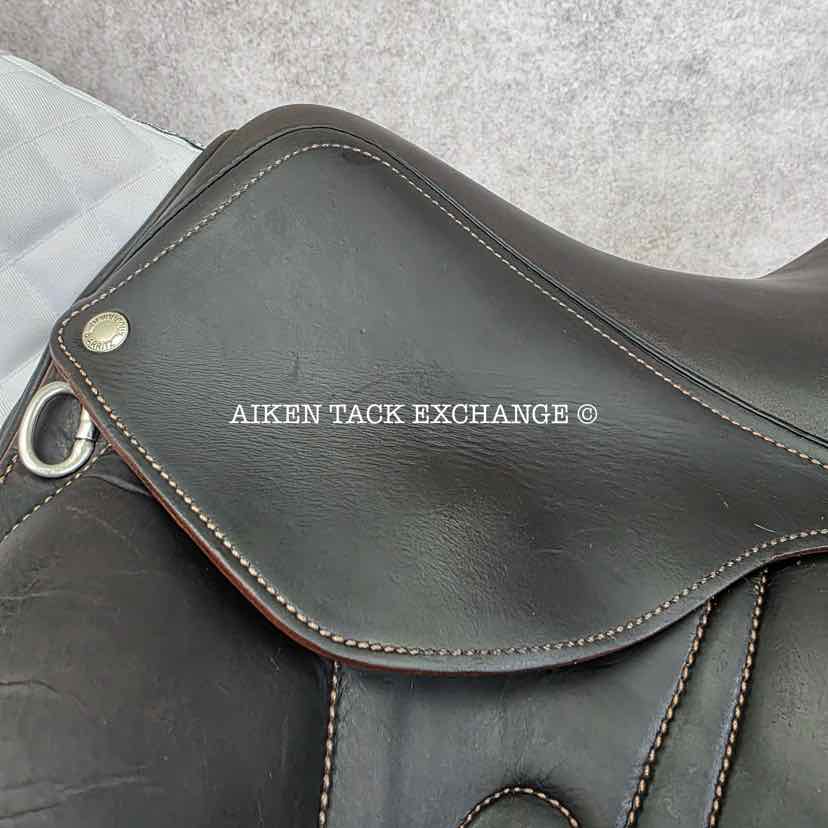 2005 Devoucoux Makila Monoflap Dressage Saddle, 17.5" Seat, 2A Flap, Medium Wide Tree, Foam Panels, Full Buffalo Leather